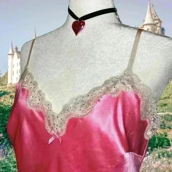 Y2k 2012 Shimmery Pink Victoria’s Secret Slip Size Large - Picture 2 of 9
